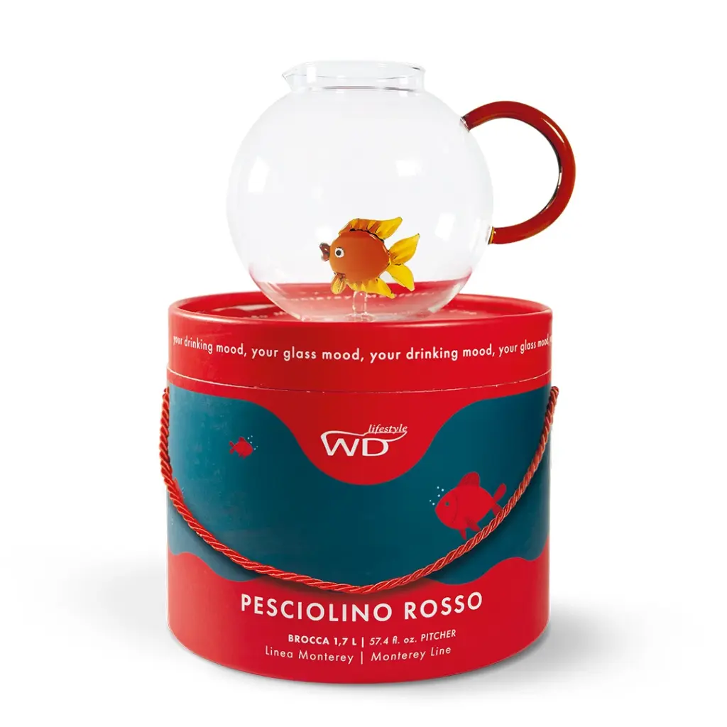 WD LIFESTYLE | PICHET EN VERRE BOROSILICATE HAND MADE DECORATION POISSON ROUGE CONTENANCE : 1,7 L - 22 x 17,5 x 18,5 CM